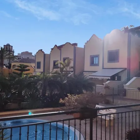 בית נופש Sea View Playa El Duque Opposite 5 Star La Plantation Del Sur Hotel *